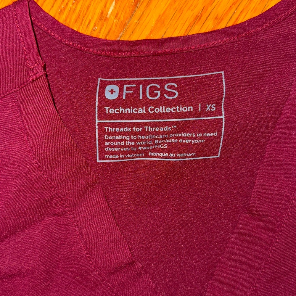 Figs Deep Red Scrub Top - Picture 2 of 4